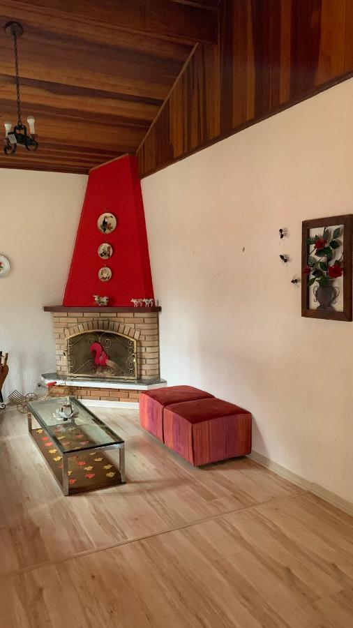Aconchegante Casa Em Monte Verde Exterior foto